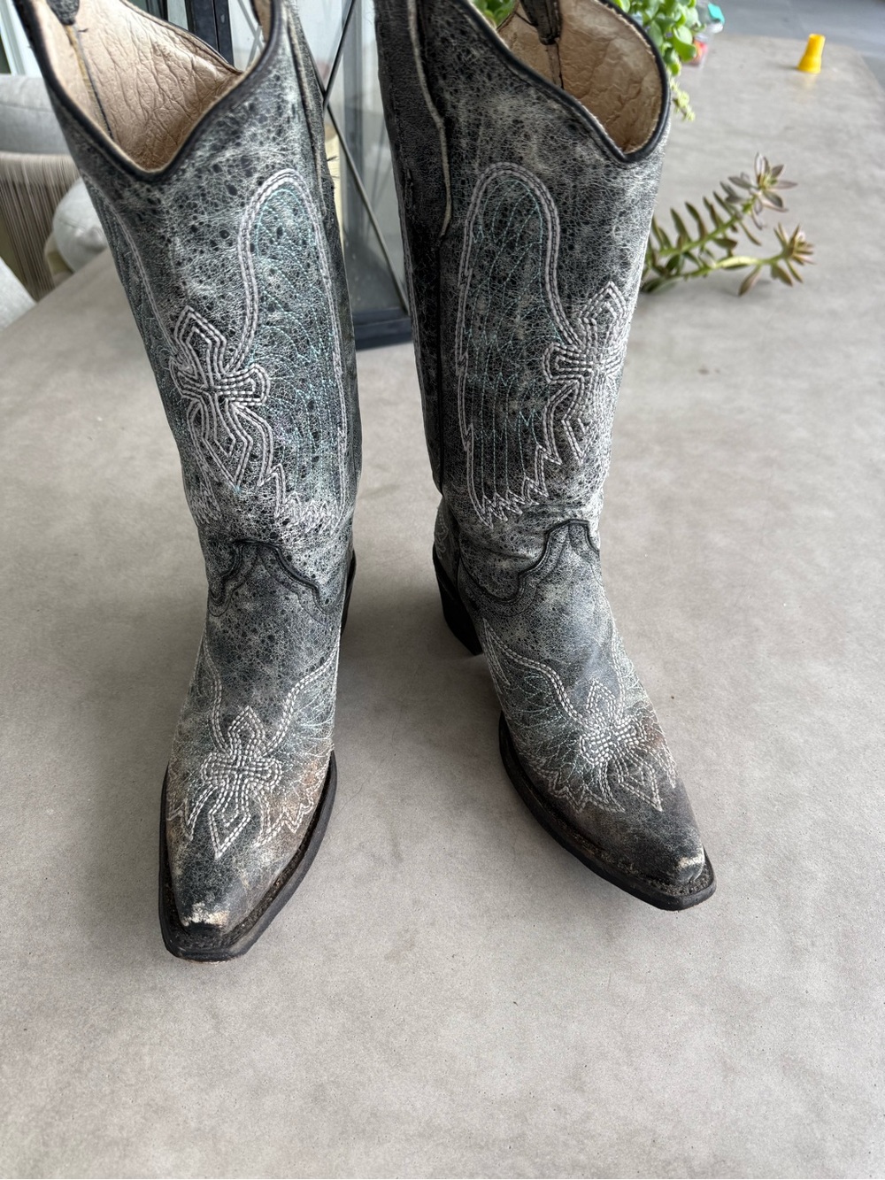 Corral Distressed Black/Grey Wing & Cross Overlay Snip Toe Western Boots